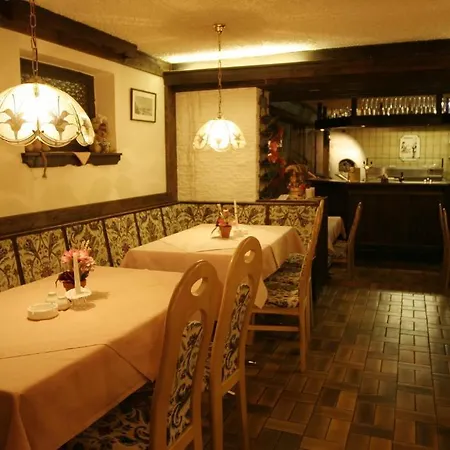 فندق Macher's 4*