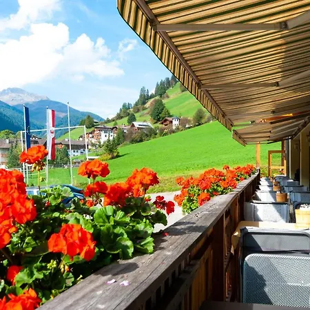 Otel Macher's 4*